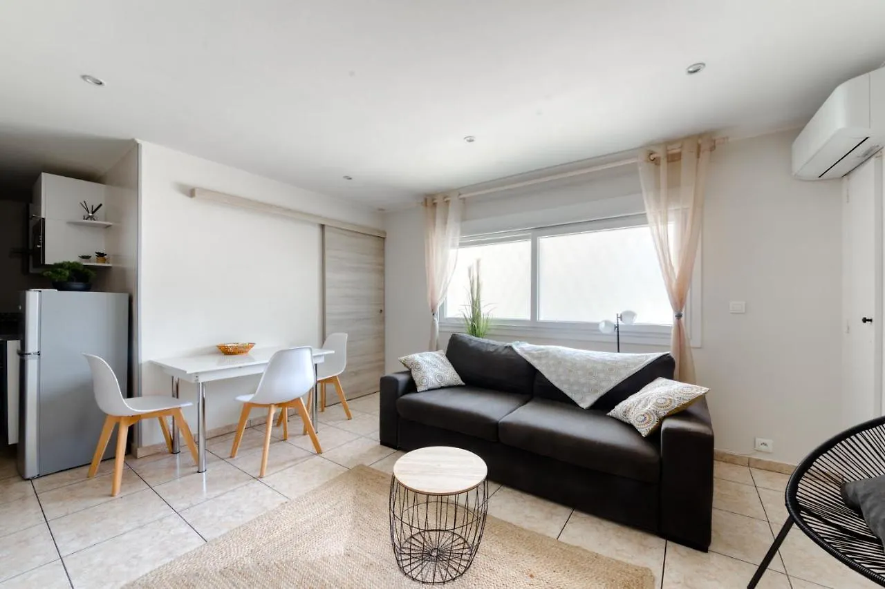 Cosy Apartment + Secured Parking Cannes 0*,