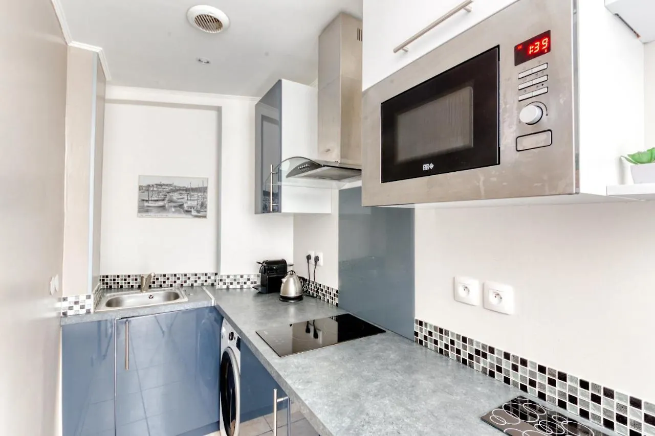 Cosy Apartment + Secured Parking Cannes 0*,